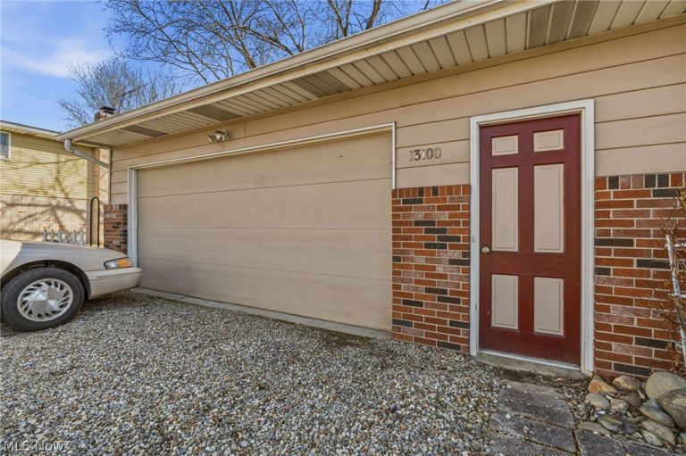 13100 Market Avenue, Hartville, OH - Photo 4