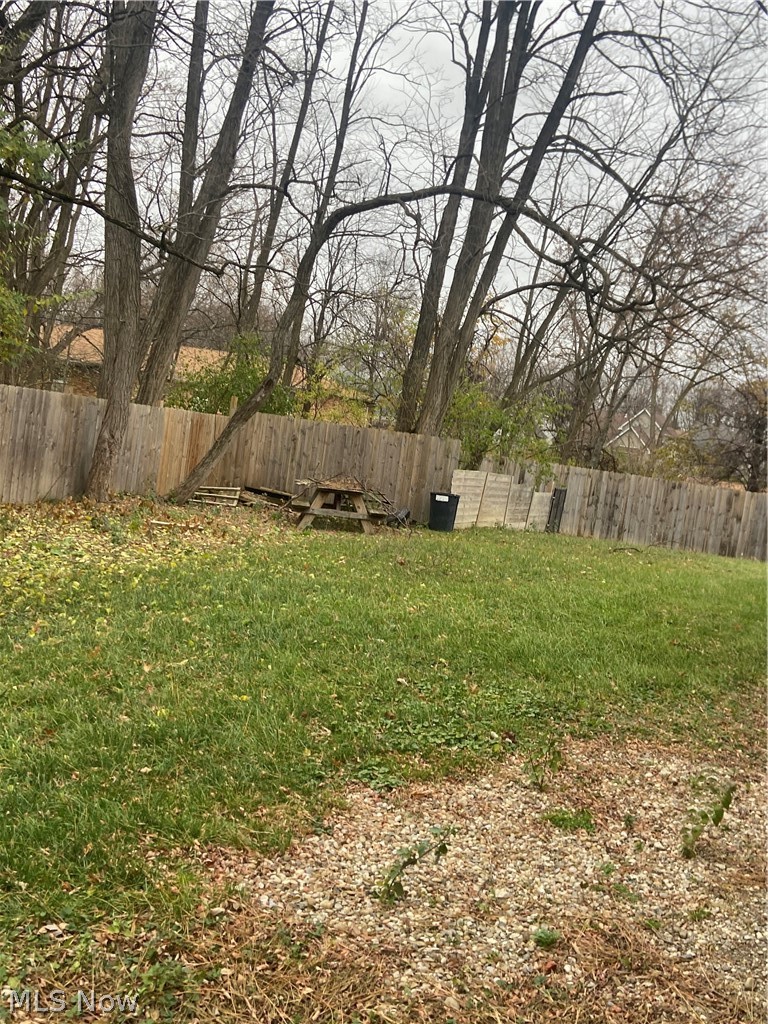 16307 Highview Drive, Cleveland, OH - Photo 5