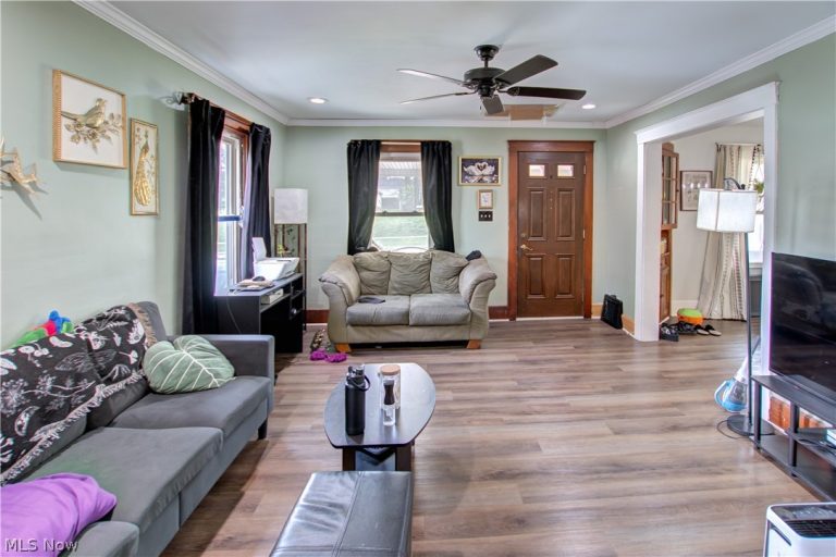 507 Smith, Medina, OH - Photo 3