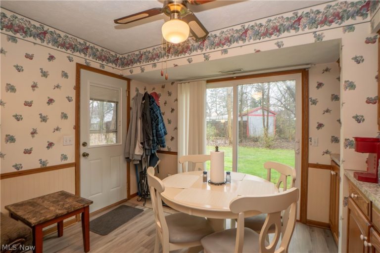 3070 Lancer Street, North Canton, OH - Photo 6