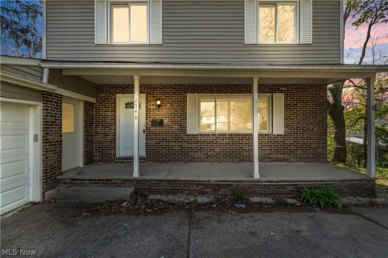 2540 Charney Road, University Heights, OH - Photo 3