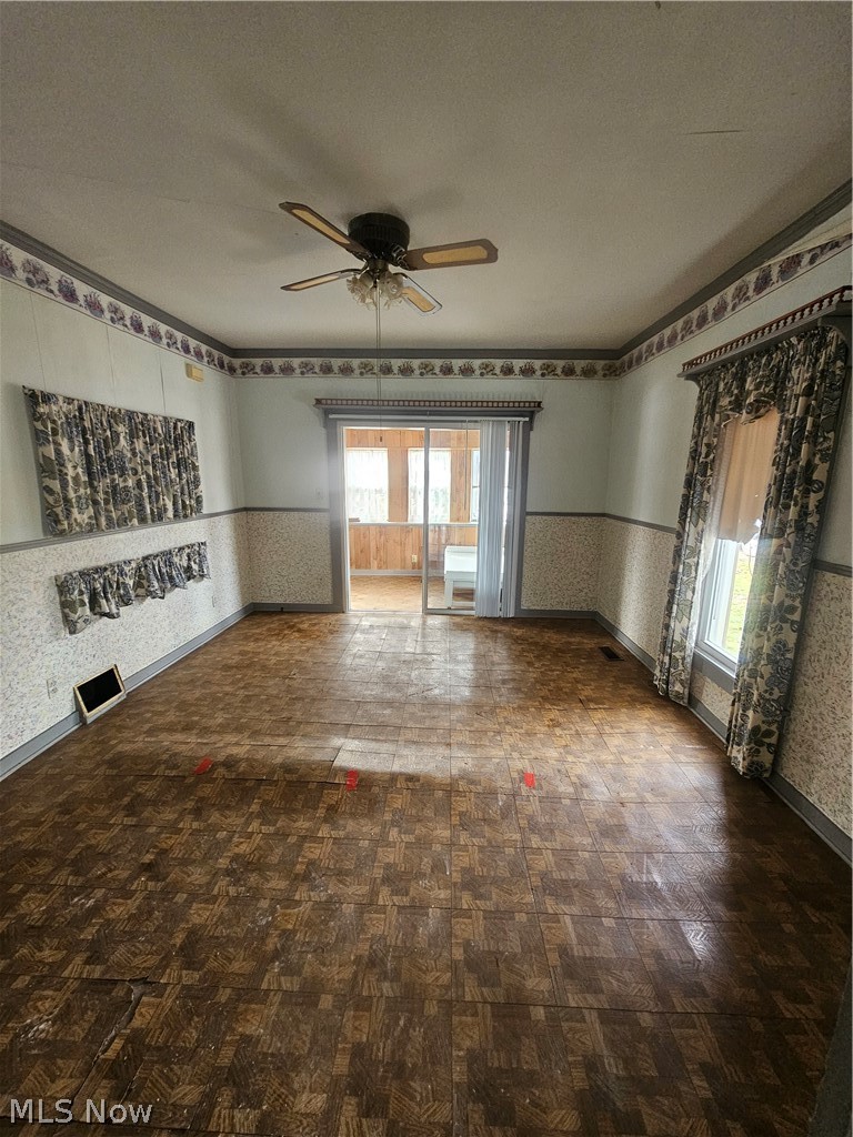 217 High Street, Freeport, OH - Photo 8