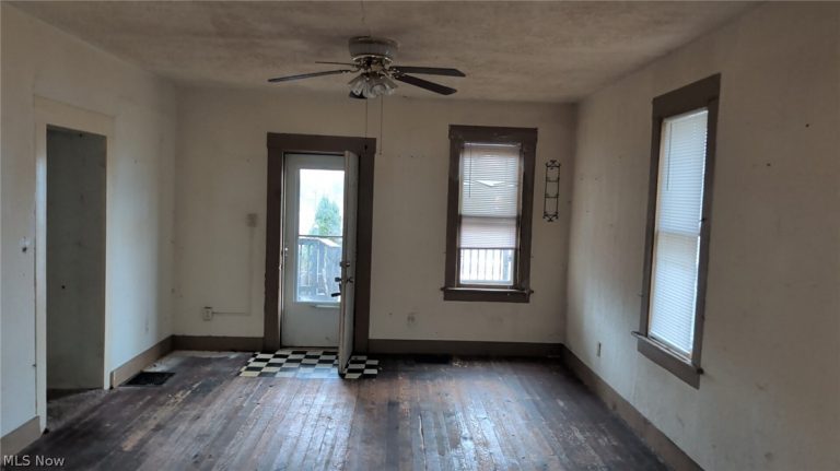 1857 Maple Avenue, Canton, OH - Photo 3