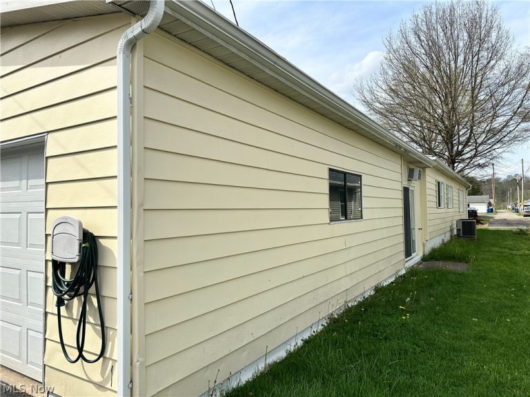 609 Fairground Street, Caldwell, OH - Photo 4