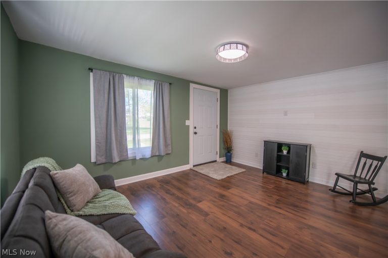 324 Charlotte Avenue, Canton, OH - Photo 6