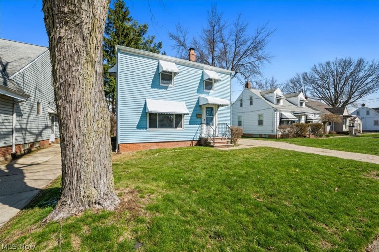 21391 Westport Avenue, Euclid, OH - Photo 2