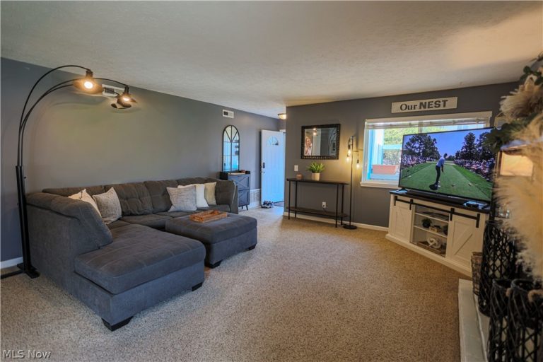 9040 Portage Pointe Drive #B, Streetsboro, OH - Photo 3