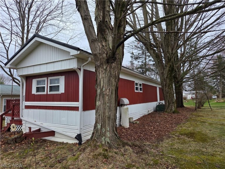 6994 Pymatuning Lake Road, Andover, OH - Photo 3