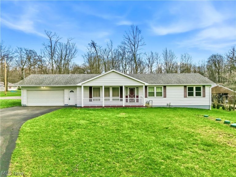 7156 Chestnut Ridge Road, Hubbard, OH, 44425