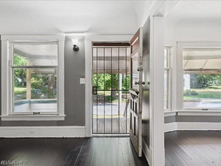 10622 Hathaway Avenue, Cleveland, OH - Photo 5