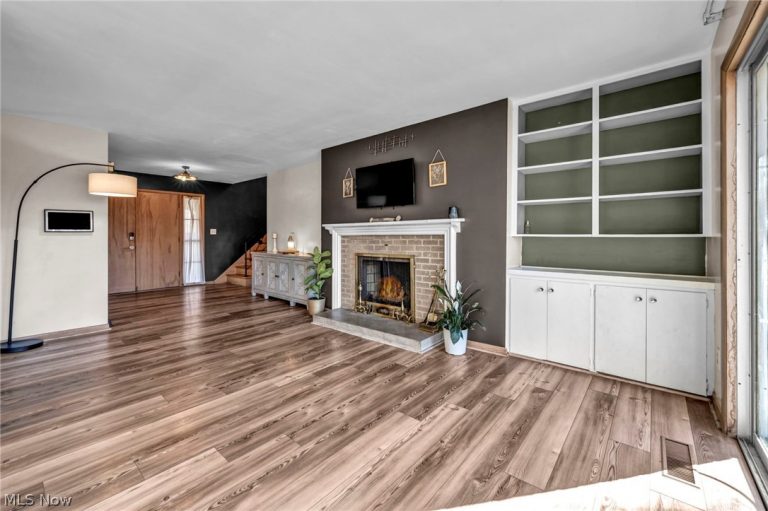 1332 Shanabrook Drive, Akron, OH - Photo 4