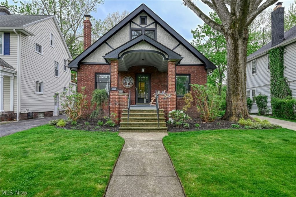 3346 Fairfax Rd, Cleveland Heights, OH