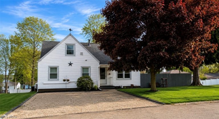 375 Huston Street, Barberton, OH, 44203