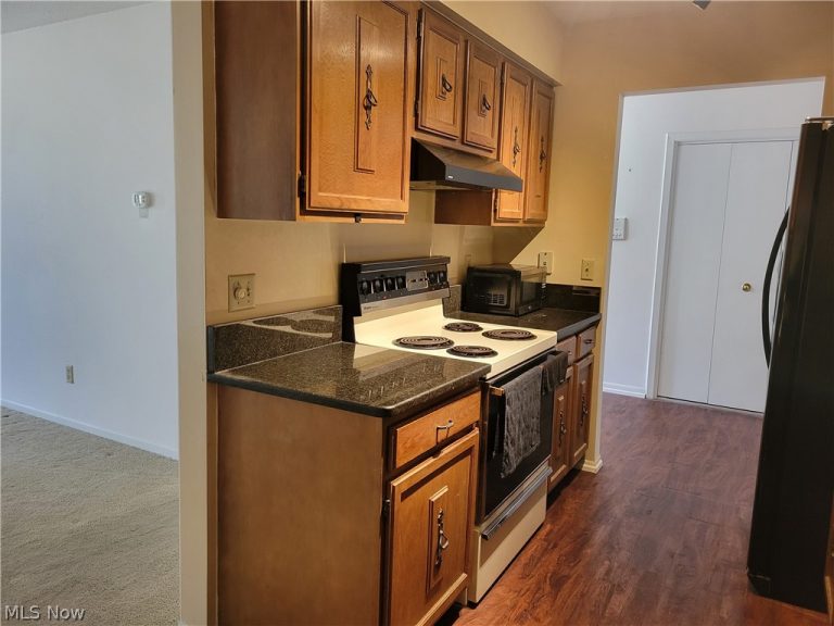 1305 Lake Wilmer Drive #303A, Sandusky, OH - Photo 5