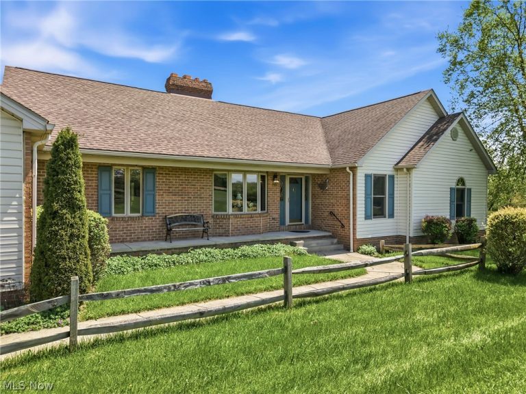 8161 Huxley Road, Berlin Center, OH - Photo 3