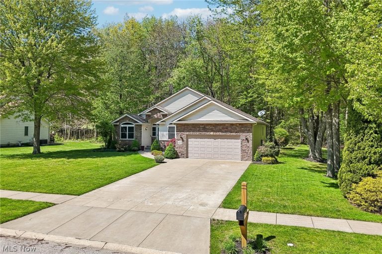 4377 Stonegate Drive, Ashtabula, OH - Photo 5