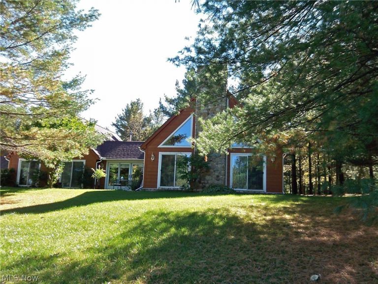 14543 Ensign Road, Burton, OH, 44021