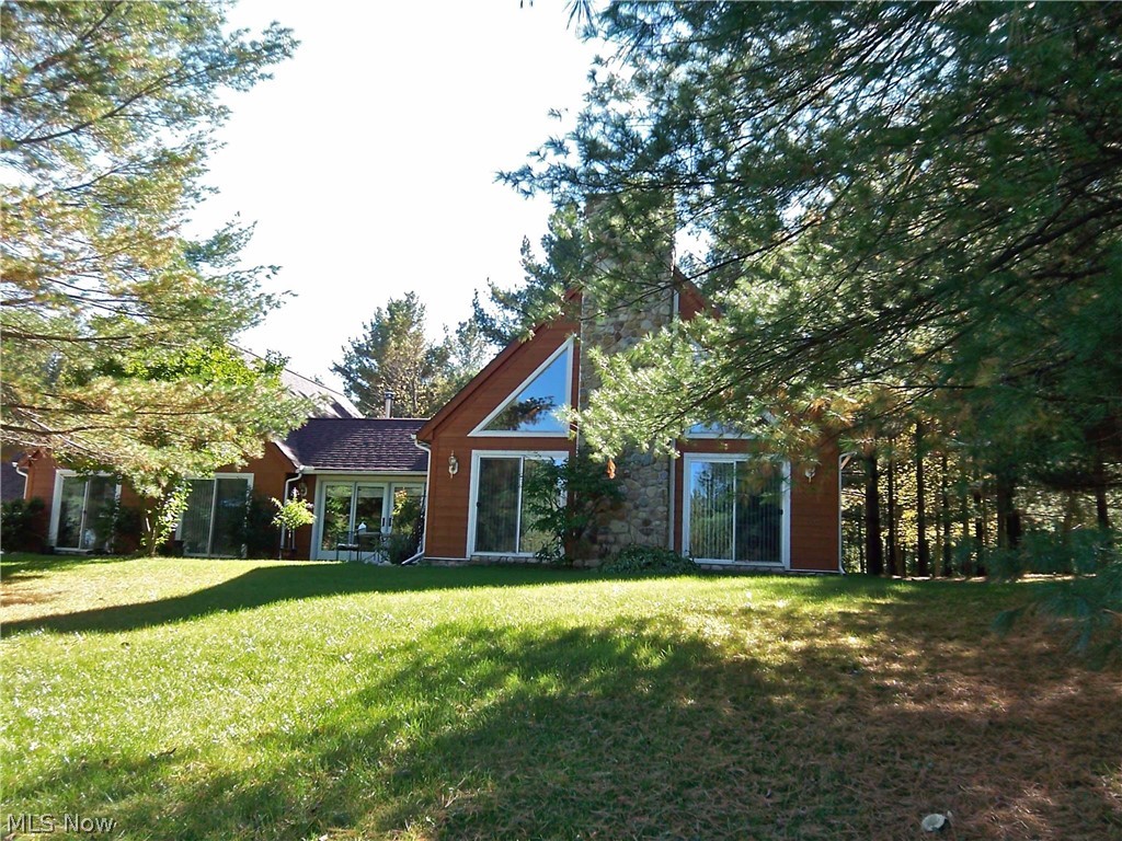 14543 Ensign Road, Burton, OH
