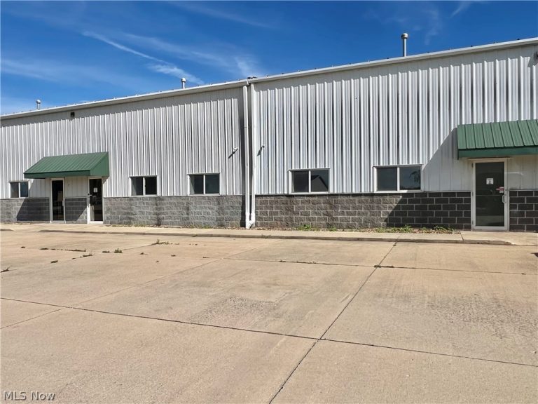 33549 Royalton Road #8, Columbia Station, OH, 44028