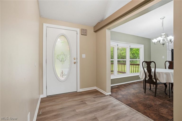 16167 Gar Highway, Montville, OH - Photo 3