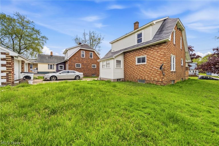 1728 Harbor Avenue, Ashtabula, OH - Photo 8