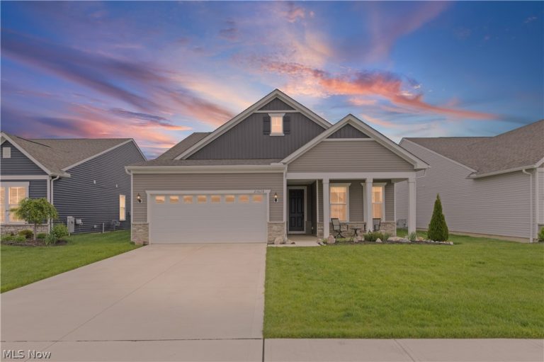 23628 St Andrews Drive, Columbia Station, OH, 44028