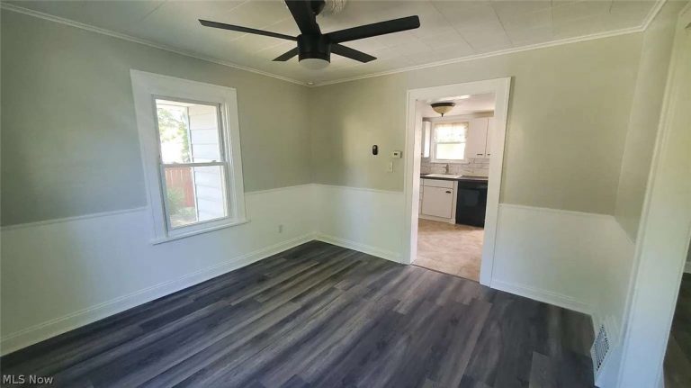 59 Elm Street, Bedford, OH - Photo 5