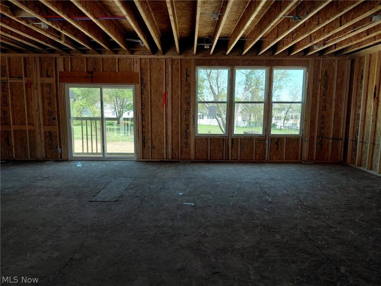 3341 Roberta’s Way, Stow, OH - Photo 4