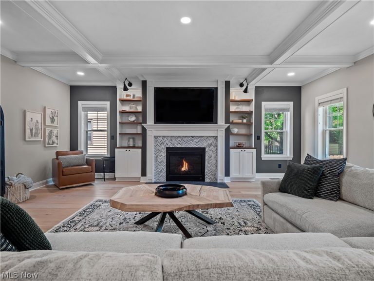 519 Kenilworth Road, Bay Village, OH - Photo 4