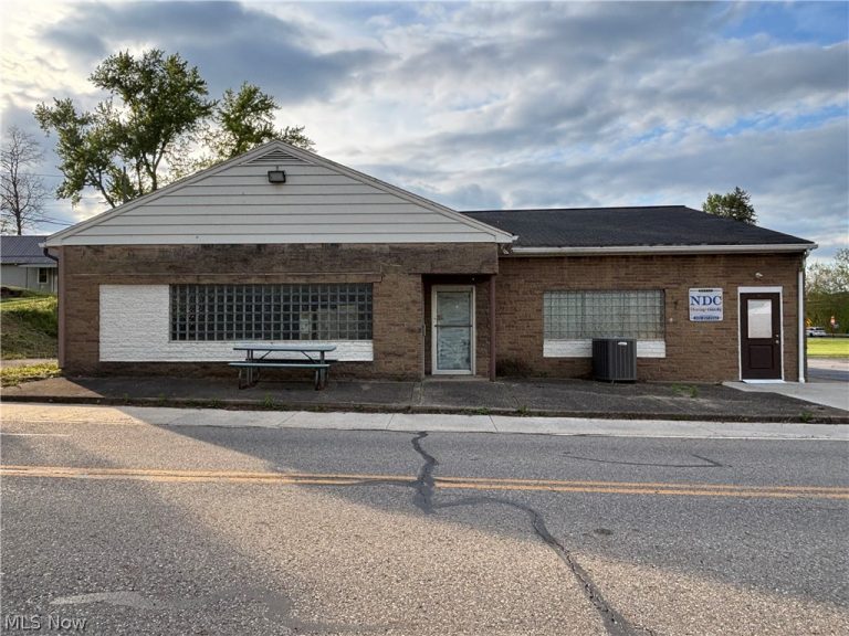 3819 Main Street, New Waterford, OH, 44445