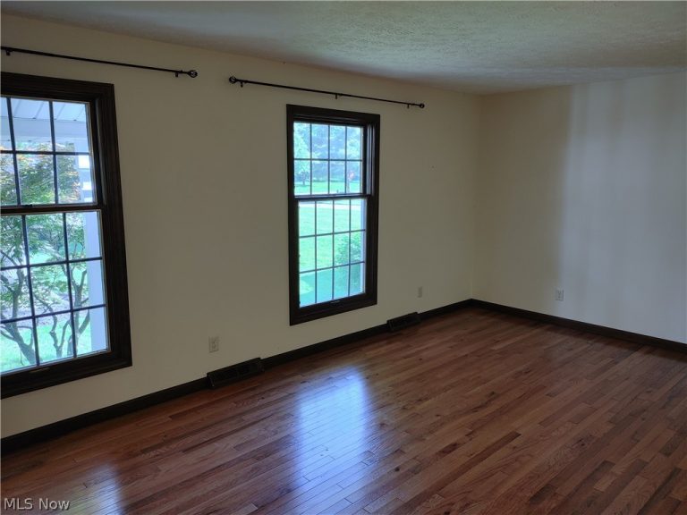 9364 Sunrise Court, Mentor, OH - Photo 6