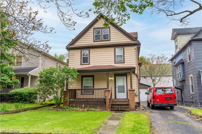 796 Dayton Street, Akron, OH - Photo 2
