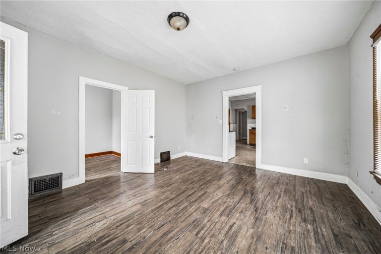 3658 55th Street, Cleveland, OH - Photo 6