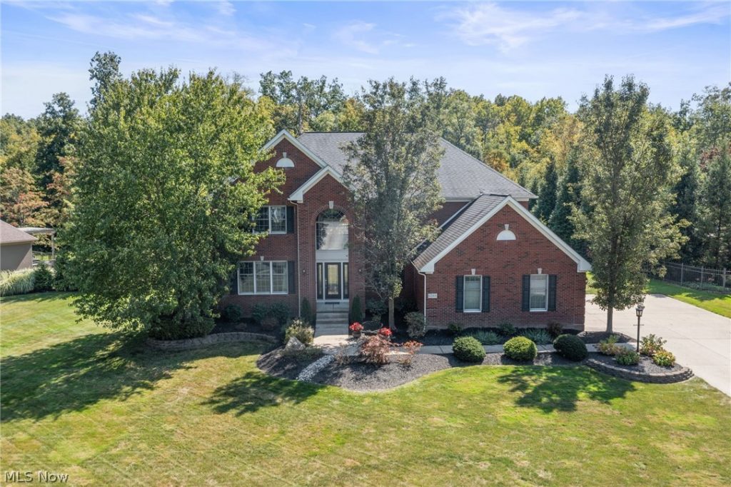 6585 Dorset Lane, Solon, OH