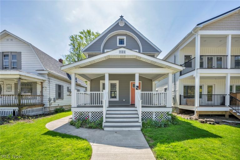 1646 Walnut Boulevard, Ashtabula, OH, 44004