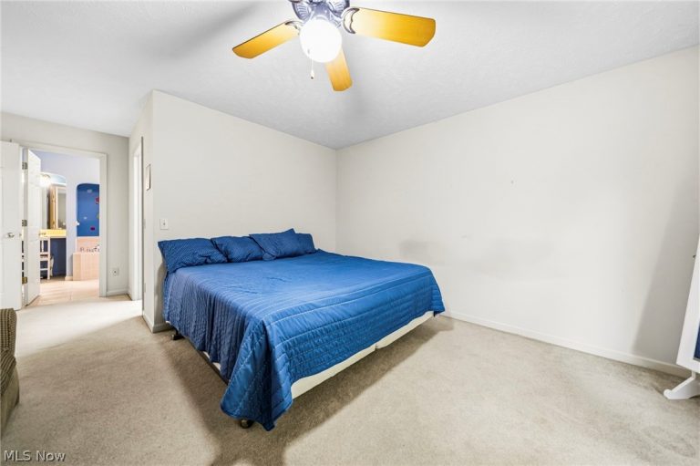 7050 Adkins Road, Mentor, OH - Photo 5