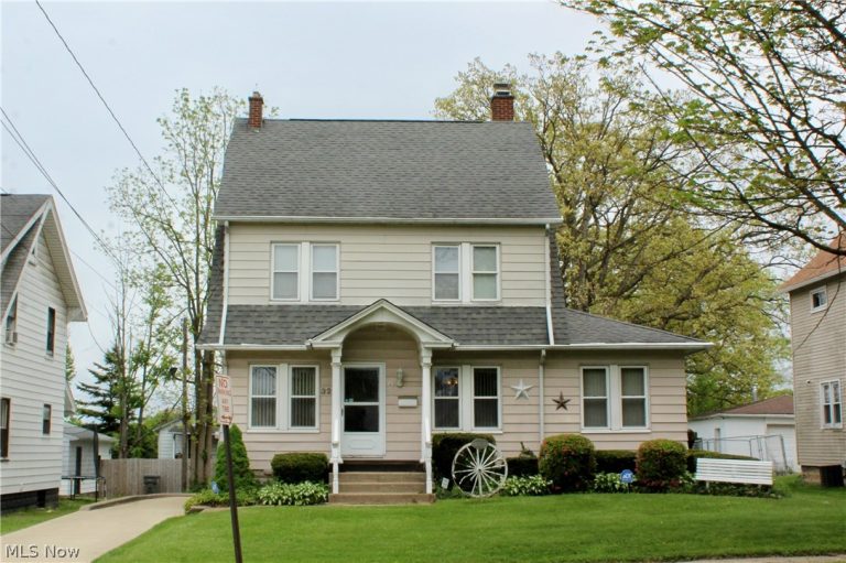 323 Hazelwood Avenue, Youngstown, OH, 44509