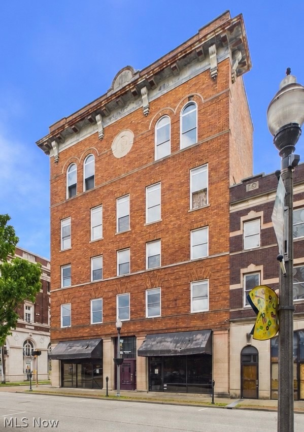 820 Market Street, Parkersburg, WV, 26101