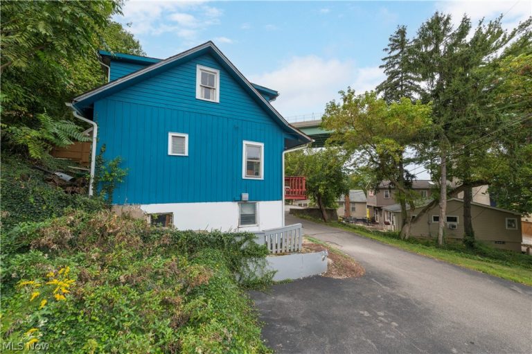 416 Riverdale Drive, Rocky River, OH - Photo 4