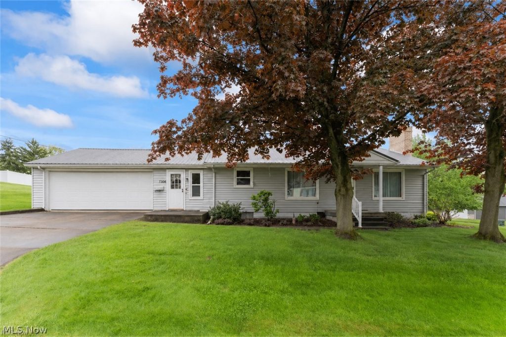 1304 2nd Street, Dover, OH