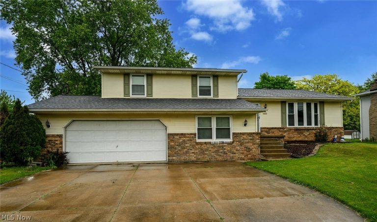 5323 Francesca Street, Louisville, OH, 44641