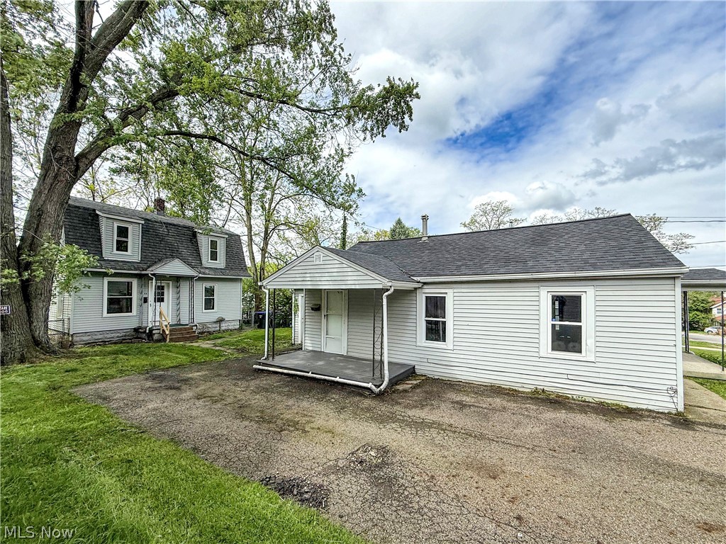242 Orchard Avenue, Cuyahoga Falls, OH