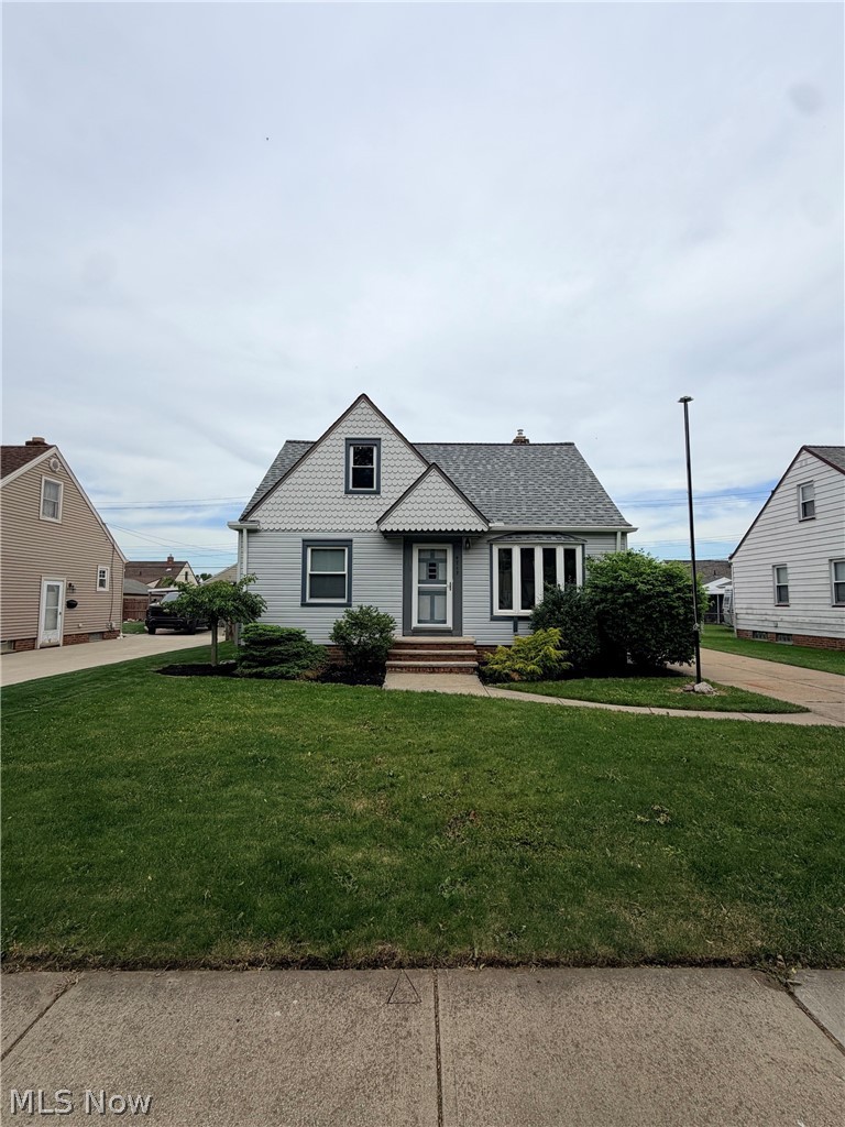 4717 Summer Lane, Brooklyn, OH