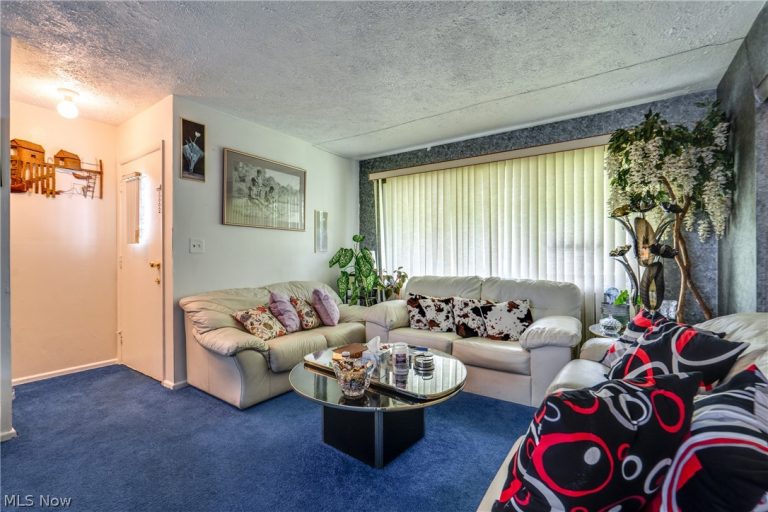 1793 Wakefield Drive, Akron, OH - Photo 6