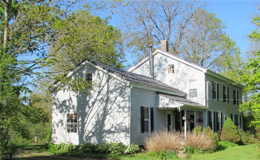 3959 State Route 305, Southington, OH