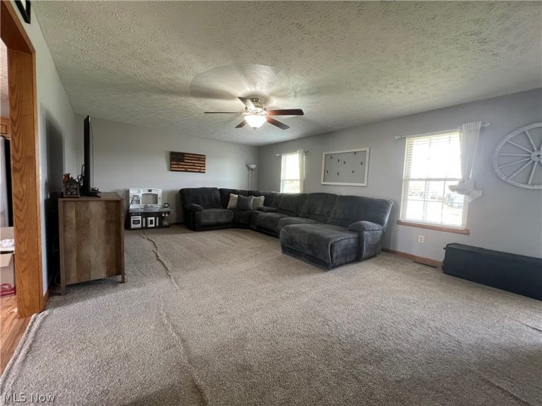 33 Balderson Drive, Washington, WV - Photo 5