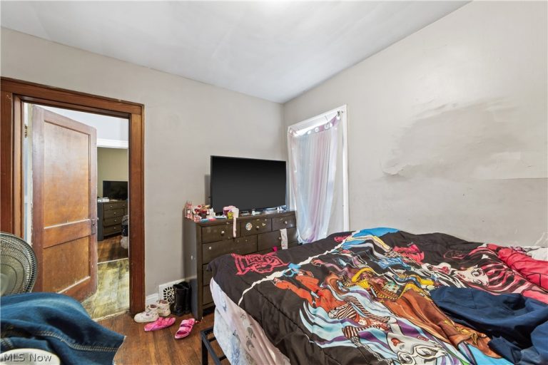 3732 Mack Court, Cleveland, OH - Photo 4