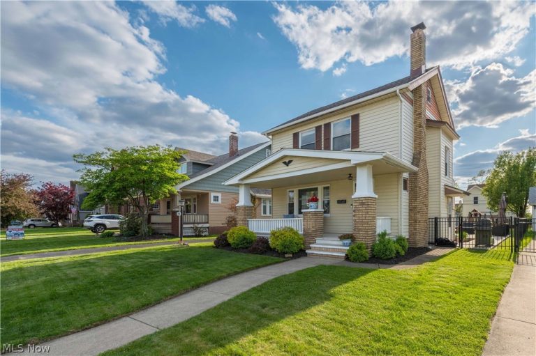 1700 Wright Avenue, Rocky River, OH - Photo 2