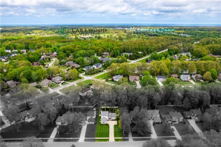 29798 Schwartz Road, Westlake, OH - Photo 2