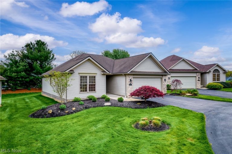 1190 Orchard Bend Drive, Salem, OH - Photo 4